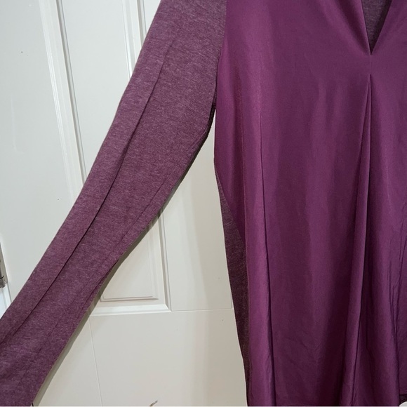 Lucy Burgundy Transcend V-Neck Relaxed Fit Wool Blend Long Sleeve Shirt Size M - Picture 4 of 8